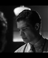 832.jpg